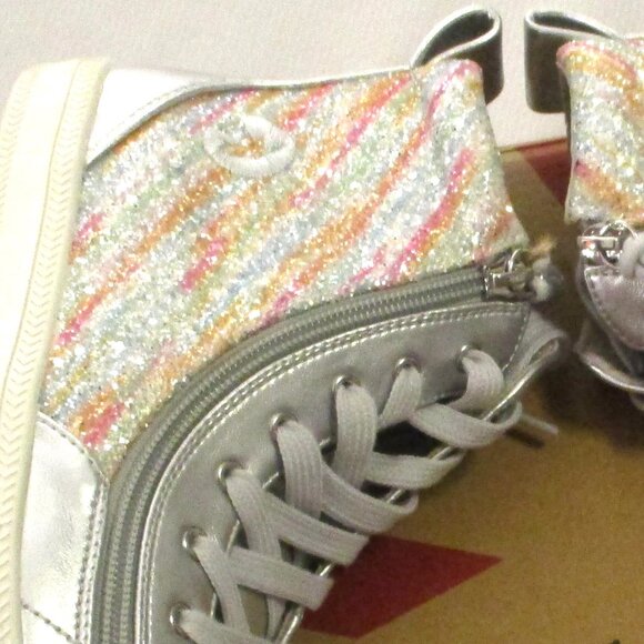 🥰 $20 Today - BILLY SILVER RAINBOW SNEAKERS BIG GIRLS' SZ 5 – NWT 🥰 - Picture 14 of 15